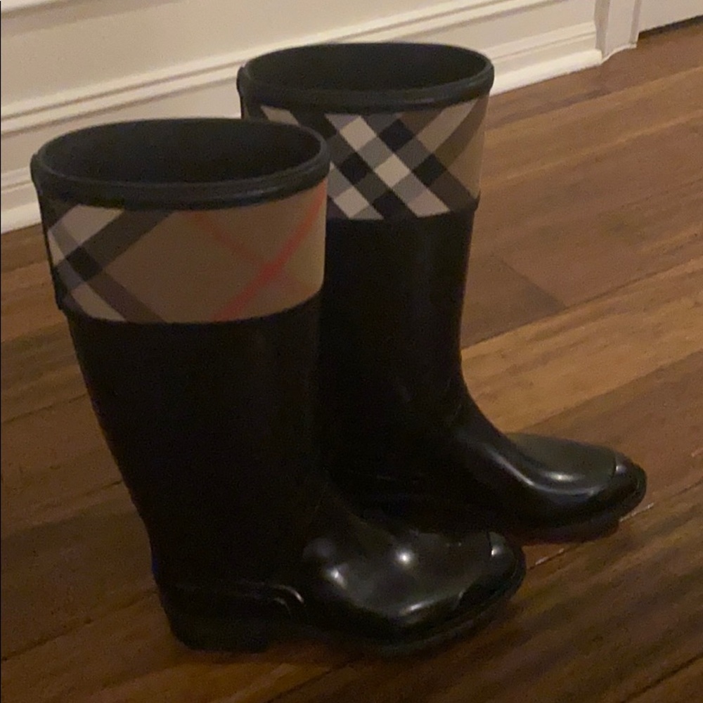 Burberry Cross Hill Rain Boots
